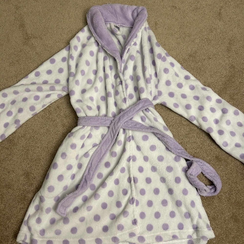 Ulta Beauty Robe - Picture 1 of 3